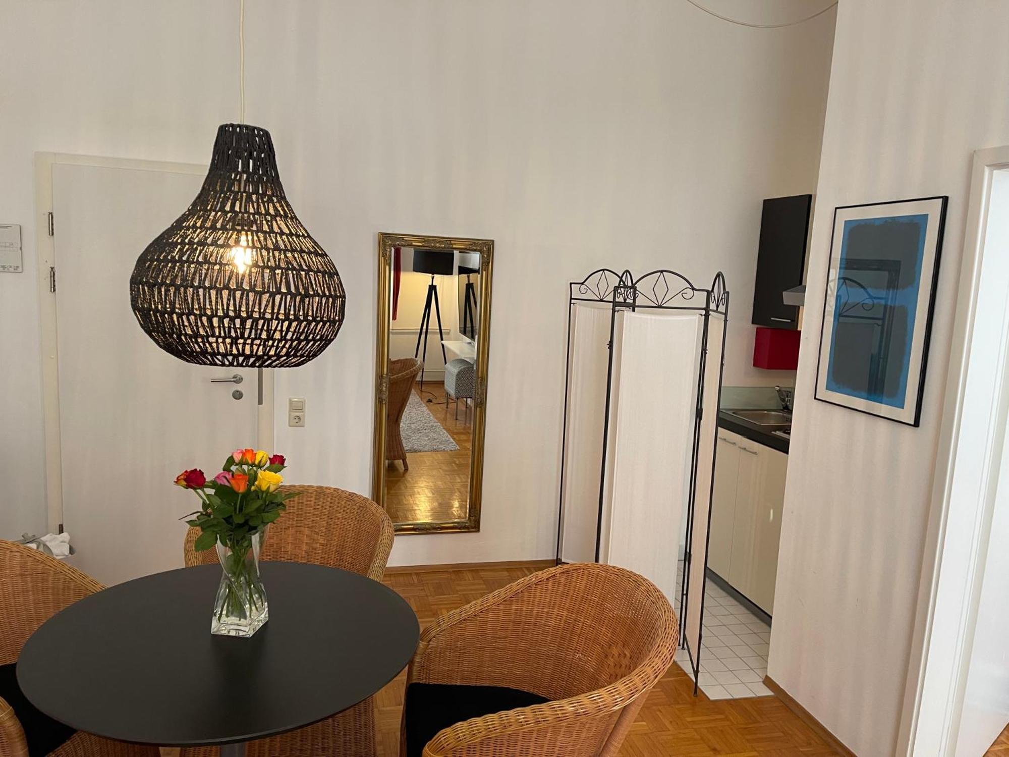 Whliving - Apartments & Studios In كونستانز المظهر الخارجي الصورة