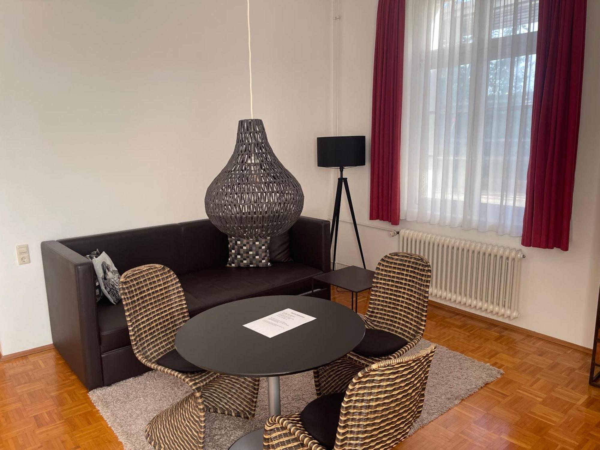 Whliving - Apartments & Studios In كونستانز المظهر الخارجي الصورة